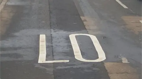 Raymond Docwra Unfinished markings