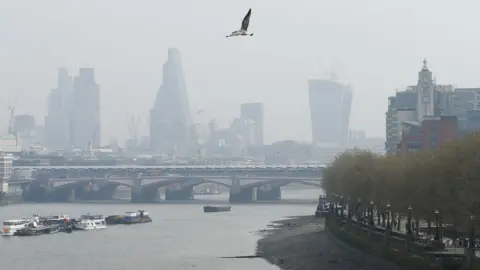 Reuters Air pollution in London