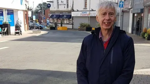 LDRS Councillor Tony Wallis