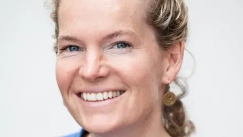 Charlotte Carson Charlotte Carson