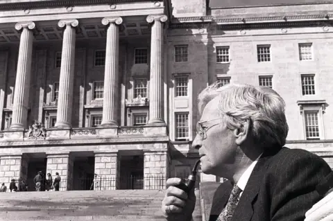 Pacemaker sEAMUS mALLON