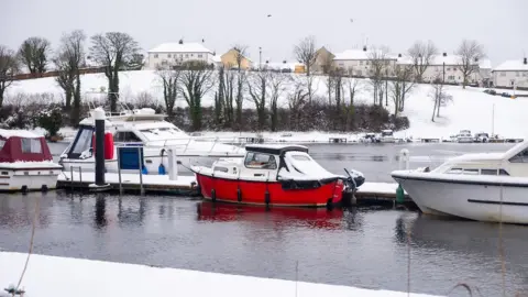 Pacemaker Enniskillen snowfall at jetty