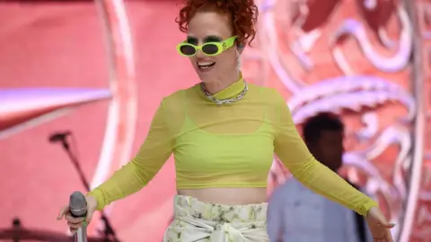 Isabel Infantes Jess Glynne