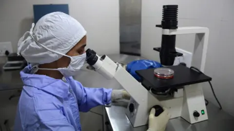 Getty Images Lab technician