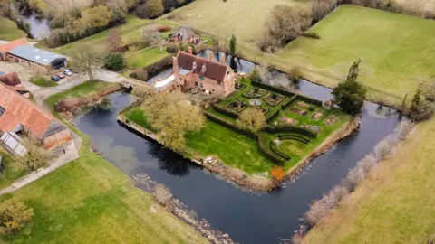 Historic England Crow's Hall, Debenham