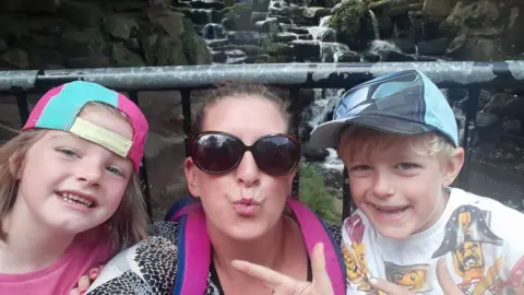 Gayna Pealling Gayna with her children