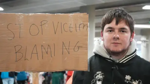 Jamie Niblock/BBC Jamie Lea, student disability officer at the University of Suffolk