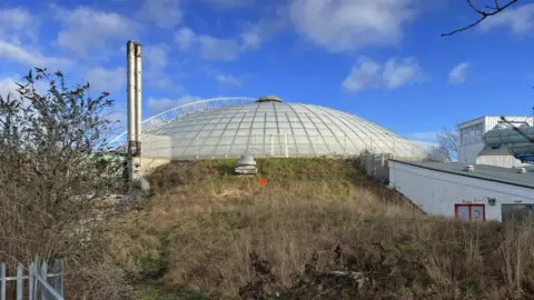 BBC Exterior shot of Oasis centre