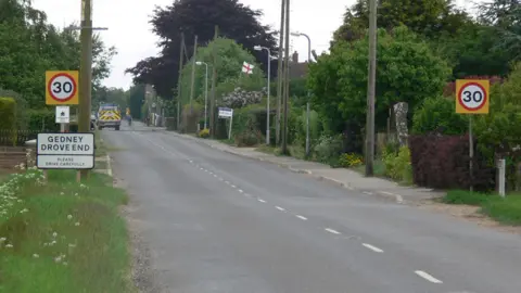 Mat Fascione / Geograph Gedney Drove End