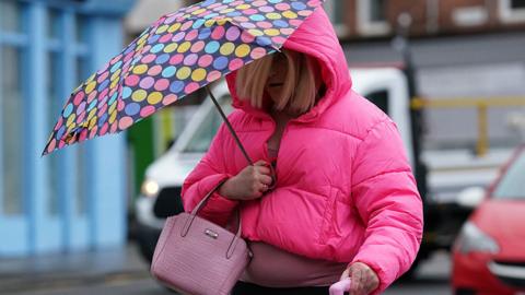 Isla Bryson case: Movement of violent transgender prisoners paused