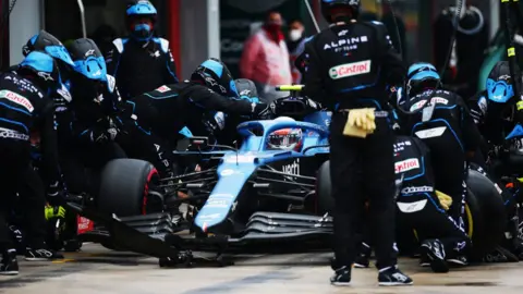 Getty Images Alpine pit team