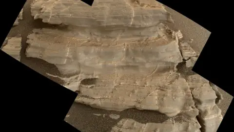 NASA/JPL-Caltech/MSSS Jura on Mars