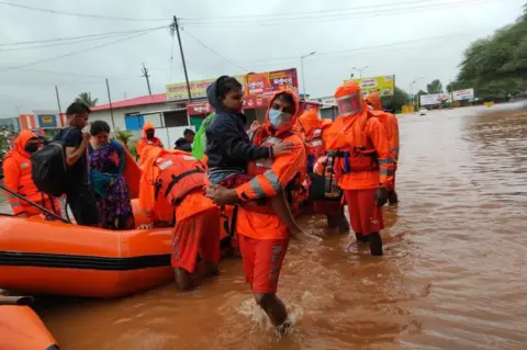 NDRF Floods in Kolhapur