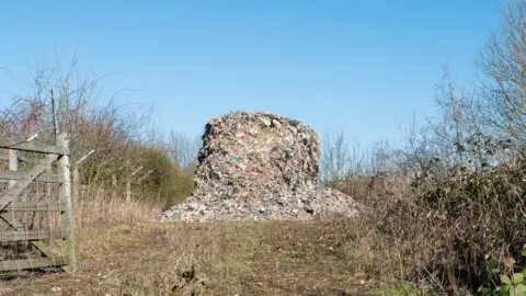 Gene Weatherley Flytipping in Gore Lane, Barwick