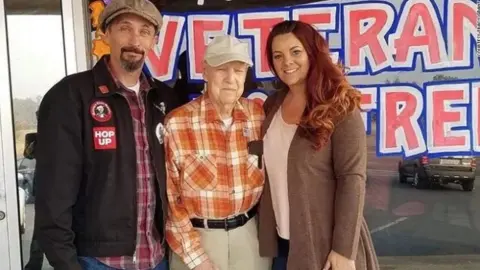 CBS Josh Fox and Tracey Grant offered to let Mr Brundige stay with them for as long as he needs