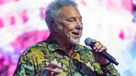 Adam Sorenson Tom Jones