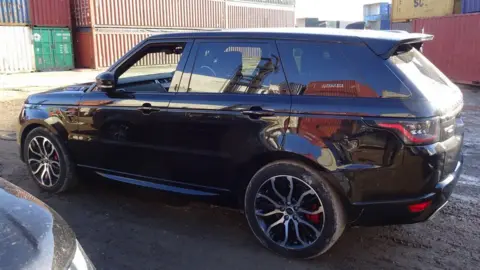 Port of Tilbury Police A black Range Rover