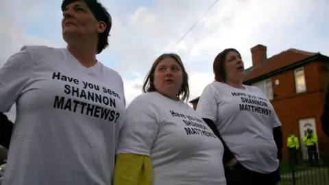 Getty Images Moorside Estate residents joining the search for Shannon Matthews