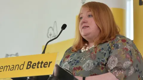 Pacemaker Naomi Long