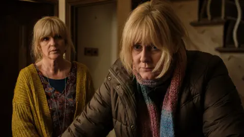 Clare Cartwright (SIOBHAN FINNERAN) & Catherine Cawood (SARAH LANCASHIRE)