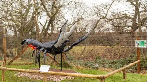 Iain Reynolds Crayfish sculpture