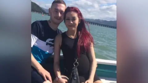 Family picture Troy and Kerrie