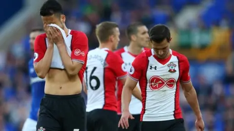Getty Images Southampton's player's react to drawing with Everton