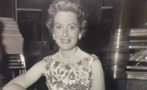 Hansons/George Ruff Deborah Kerr