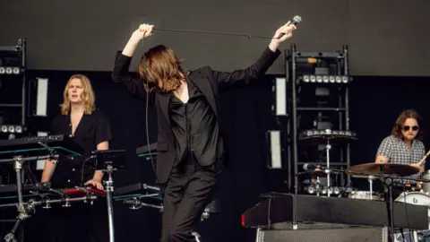 Strong Island / Victorious Festival Blossoms on stage