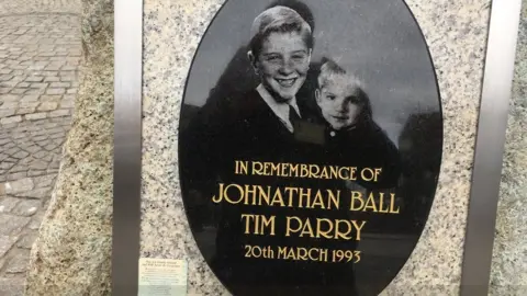 Memorial to Johnathan Ball and Tim Parry