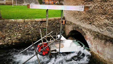 Mike Joseph Hydro wheel with messages