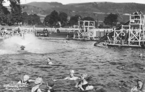 Historic Pools of Britain Lido Ponty, Pontypridd, Wales