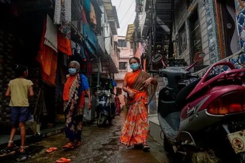 AFP India slum