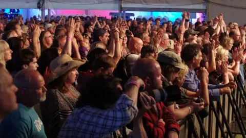 Concert Photography Plus Cambridge Rock Festival