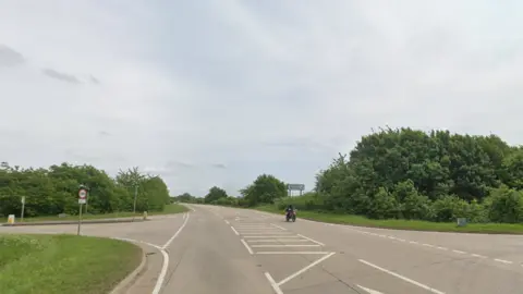 Google A52, in Bottesford