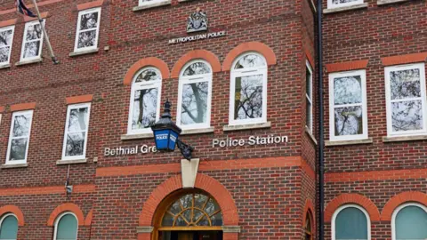 Bethnal Green police station