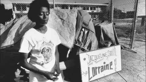 Getty Images Jacqueline Smith pictured outside the Lorraine Motel in 1989