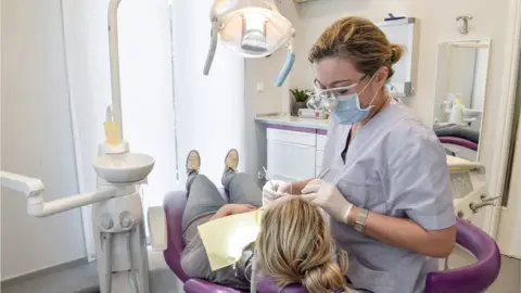 Getty Images dentist