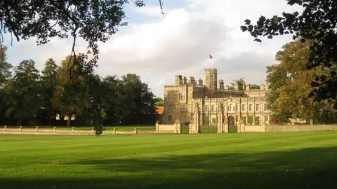 Robin Stott/Geograph Castle Ashby