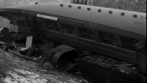 Pathe castlecary train disaster