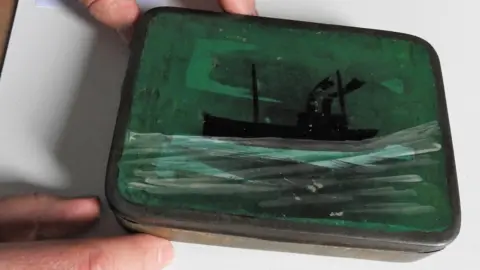 Dorset County Council Tin