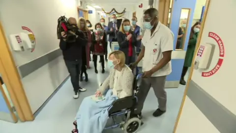 RTÉ  Annie Lynch receives a Covid-19 vaccine