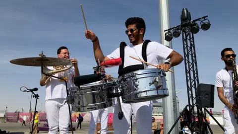 Band from Egypt playing in Qatar