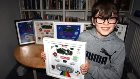 Submitted Kasper Alexander with artwork
