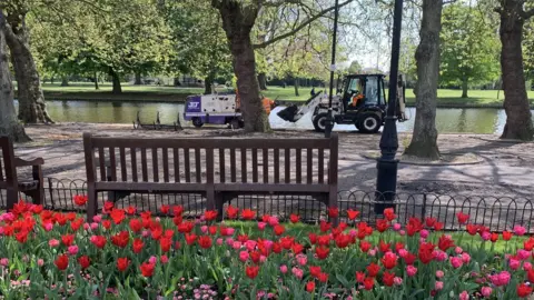 Work underway to renovate the pathways on Bedford's Embankment