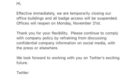 Screengrab of message sent to Twitter staff.