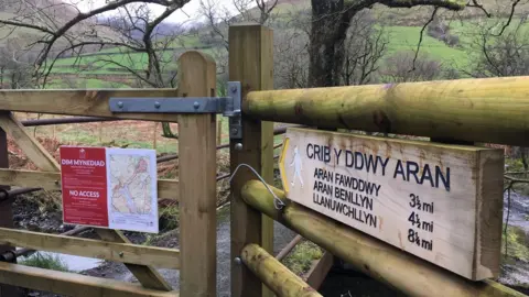 BBC Closed footpath sign