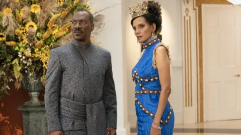 Eddie Murphy and Shari Headley in Coming 2 America