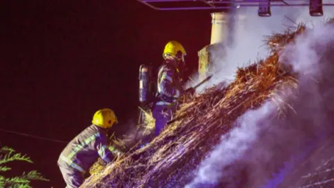 HIWFRS Calbourne thatch fire