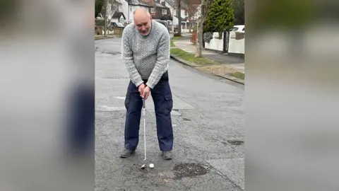 Steve Aylen Steve Aylen plays golf in Woodside, Leigh-on-Sea